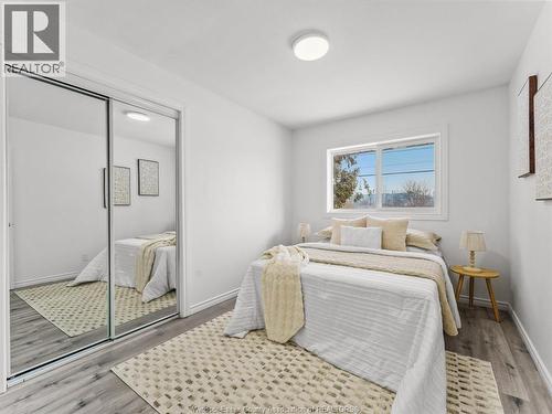1457 S Cameron Boulevard, Windsor, ON - Indoor Photo Showing Bedroom