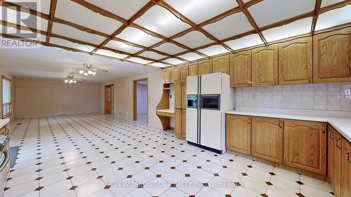 62 Langstaff Road W, Richmond Hill, ON - Indoor Photo Showing Kitchen
