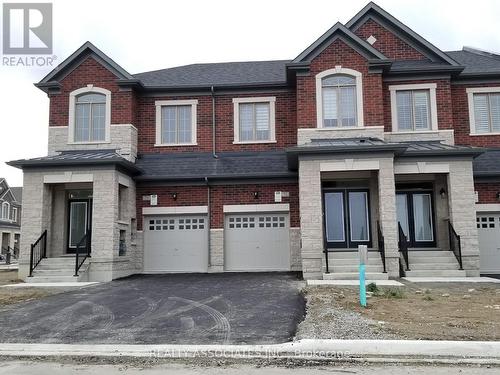 71 Schmeltzer Crescent, Richmond Hill, ON - Outdoor With Facade