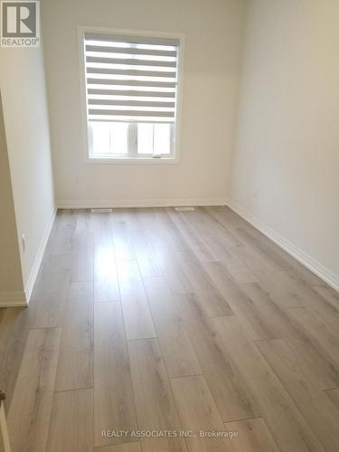 71 Schmeltzer Crescent, Richmond Hill, ON - Indoor Photo Showing Other Room