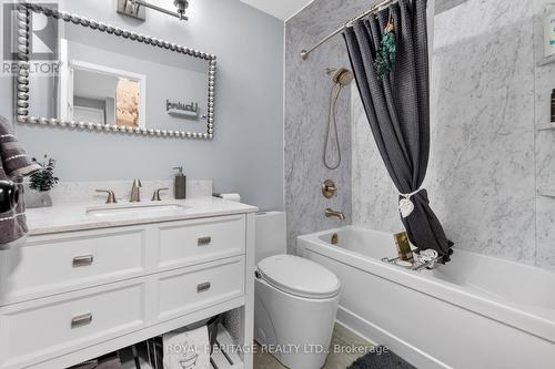 535 Shingle Bridge Place, Cambridge, ON - Indoor Photo Showing Bathroom