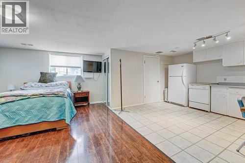 1455 Russell Road Ne, Calgary, AB - Indoor