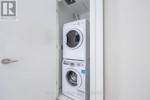 312 - 6 Parkwood Avenue, Toronto, ON - Indoor Photo Showing Laundry Room