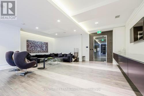 312 - 6 Parkwood Avenue, Toronto, ON - Indoor Photo Showing Other Room