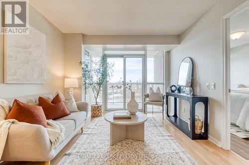 601 - 1200 The Esplanade Road N, Pickering, ON - Indoor Photo Showing Living Room