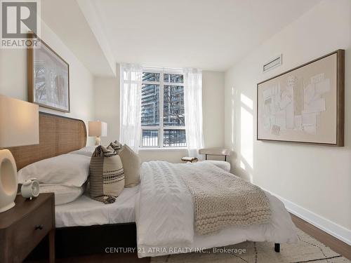 206 - 73 King William Crescent, Richmond Hill, ON - Indoor Photo Showing Bedroom