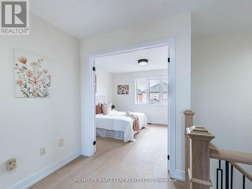 10 Eaglefield Gate, Brampton, ON - Indoor Photo Showing Bedroom