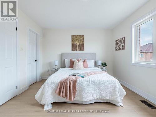 10 Eaglefield Gate, Brampton, ON - Indoor Photo Showing Bedroom