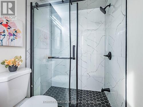 10 Eaglefield Gate, Brampton, ON - Indoor Photo Showing Bathroom