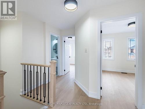 10 Eaglefield Gate, Brampton, ON - Indoor Photo Showing Other Room