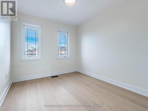 10 Eaglefield Gate, Brampton, ON - Indoor Photo Showing Other Room
