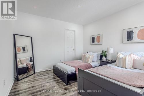 1192 Dream Crest Road, Mississauga, ON - Indoor Photo Showing Bedroom