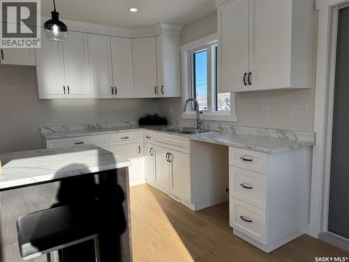 1134 9Th Street, Humboldt, SK - Indoor Photo Showing Kitchen With Double Sink