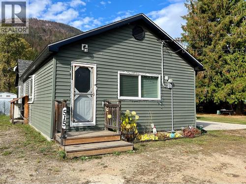 515 Main Street, Slocan, BC - Outdoor
