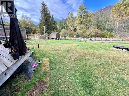 515 Main Street, Slocan, BC - Outdoor