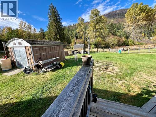 515 Main Street, Slocan, BC - Outdoor