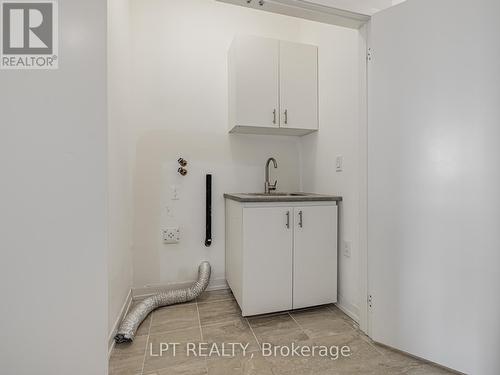 247 Harding Park Street, Newmarket, ON -  Photo Showing Other Room