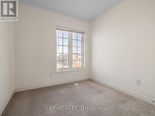 247 Harding Park Street, Newmarket, ON - Indoor Photo Showing Other Room