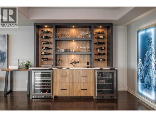 1152 Sunset Drive Unit# 1601, Kelowna, BC - Indoor Photo Showing Other Room