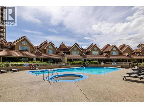 1152 Sunset Drive Unit# 1601, Kelowna, BC - Outdoor With In Ground Pool