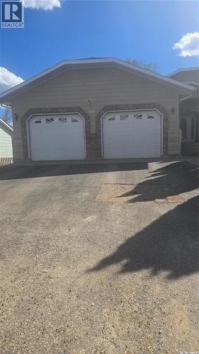 833 Peters Avenue, Oxbow, SK 