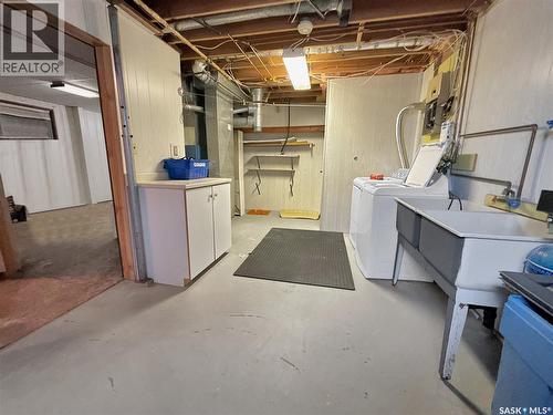 28 North Street, Yorkton, SK - Indoor