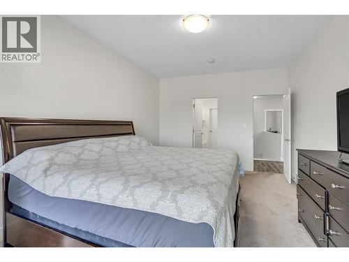 14395 Herron Road Unit# 101, Summerland, BC - Indoor Photo Showing Bedroom