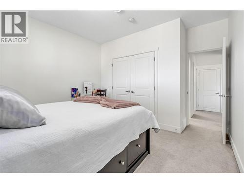 14395 Herron Road Unit# 101, Summerland, BC - Indoor Photo Showing Bedroom