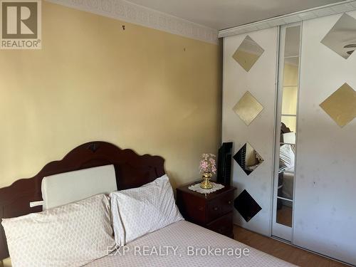 208 - 1660 Bloor Street, Mississauga, ON - Indoor Photo Showing Bedroom