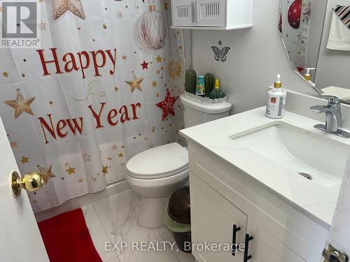 208 - 1660 Bloor Street, Mississauga, ON - Indoor Photo Showing Bathroom