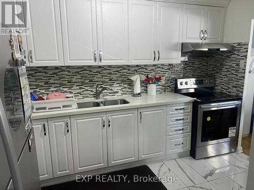 208 - 1660 Bloor Street, Mississauga, ON - Indoor Photo Showing Kitchen With Double Sink With Upgraded Kitchen