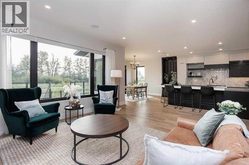 125 Emerald Drive, Red Deer, AB - Indoor Photo Showing Living Room
