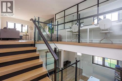 125 Emerald Drive, Red Deer, AB - Indoor Photo Showing Other Room