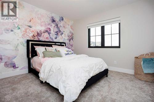125 Emerald Drive, Red Deer, AB - Indoor Photo Showing Bedroom