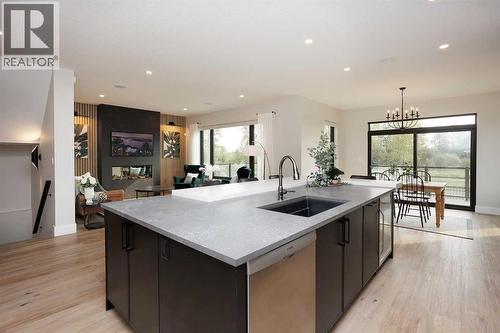 125 Emerald Drive, Red Deer, AB - Indoor Photo Showing Kitchen