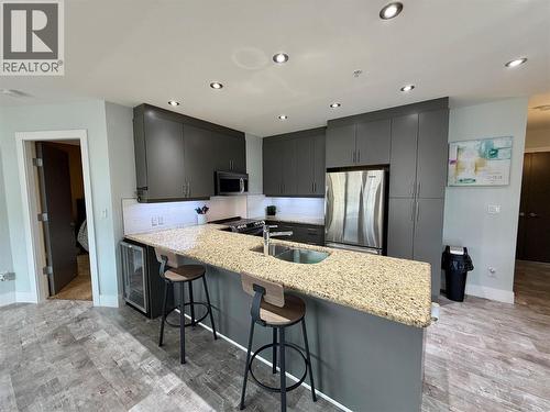 326 Mara Lake Lane Unit# 506, Sicamous, BC - Indoor Photo Showing Kitchen With Double Sink With Upgraded Kitchen