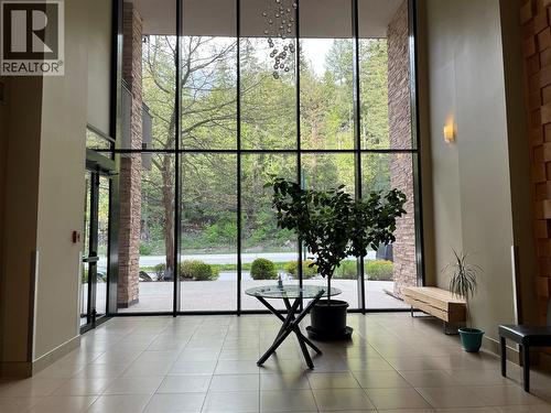 326 Mara Lake Lane Unit# 506, Sicamous, BC - Indoor Photo Showing Other Room