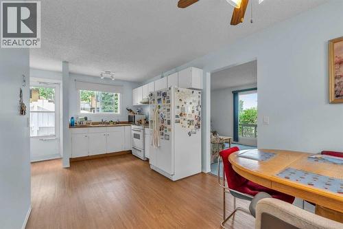 218 Pinemeadow Road Ne, Calgary, AB - Indoor