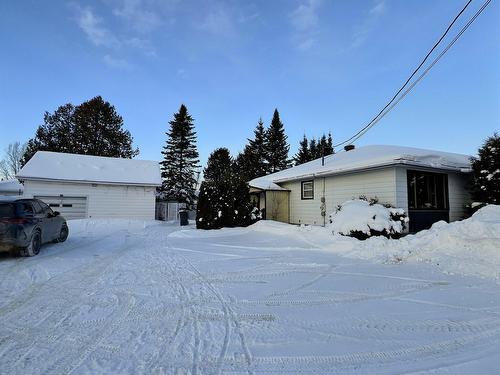 Parking - 43 Rue St-André, Ville-Marie, QC - Outdoor