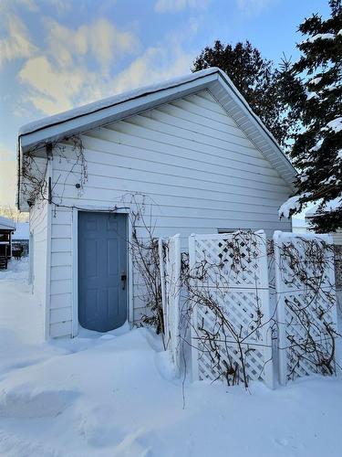 Garage - 43 Rue St-André, Ville-Marie, QC - Outdoor