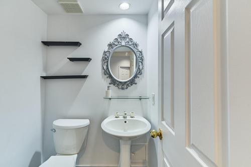 Powder room - 506-1000 Boul. De Maisonneuve O., Montréal (Ville-Marie), QC - Indoor Photo Showing Bathroom