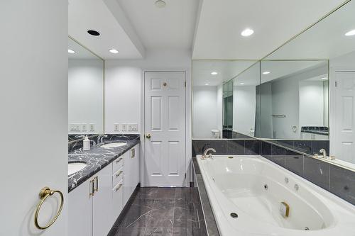 Ensuite bathroom - 506-1000 Boul. De Maisonneuve O., Montréal (Ville-Marie), QC - Indoor Photo Showing Bathroom