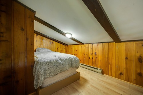 Chambre à coucher - 267 Ch. Des Bois-Blancs, Piedmont, QC - Indoor Photo Showing Other Room