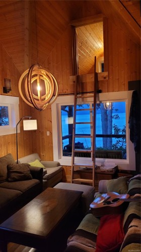15 Spring Bay Rd, Lasqueti Island, BC 