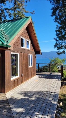 15 Spring Bay Rd, Lasqueti Island, BC 