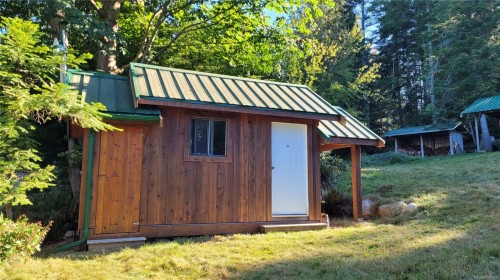 15 Spring Bay Rd, Lasqueti Island, BC 