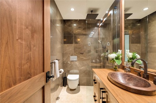 626 Monterey Ave, Oak Bay, BC 