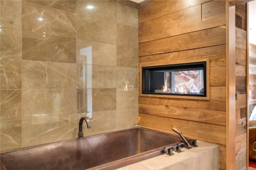 626 Monterey Ave, Oak Bay, BC 