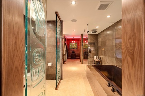 626 Monterey Ave, Oak Bay, BC 