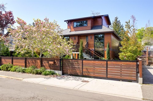 626 Monterey Ave, Oak Bay, BC 